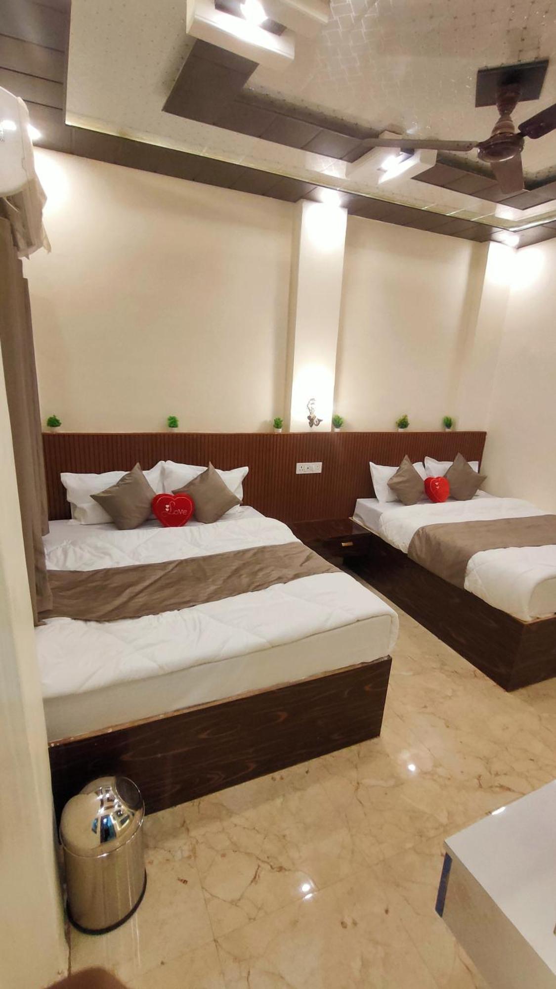 Sri Krishna Residency Hotel Varanasi Eksteriør billede