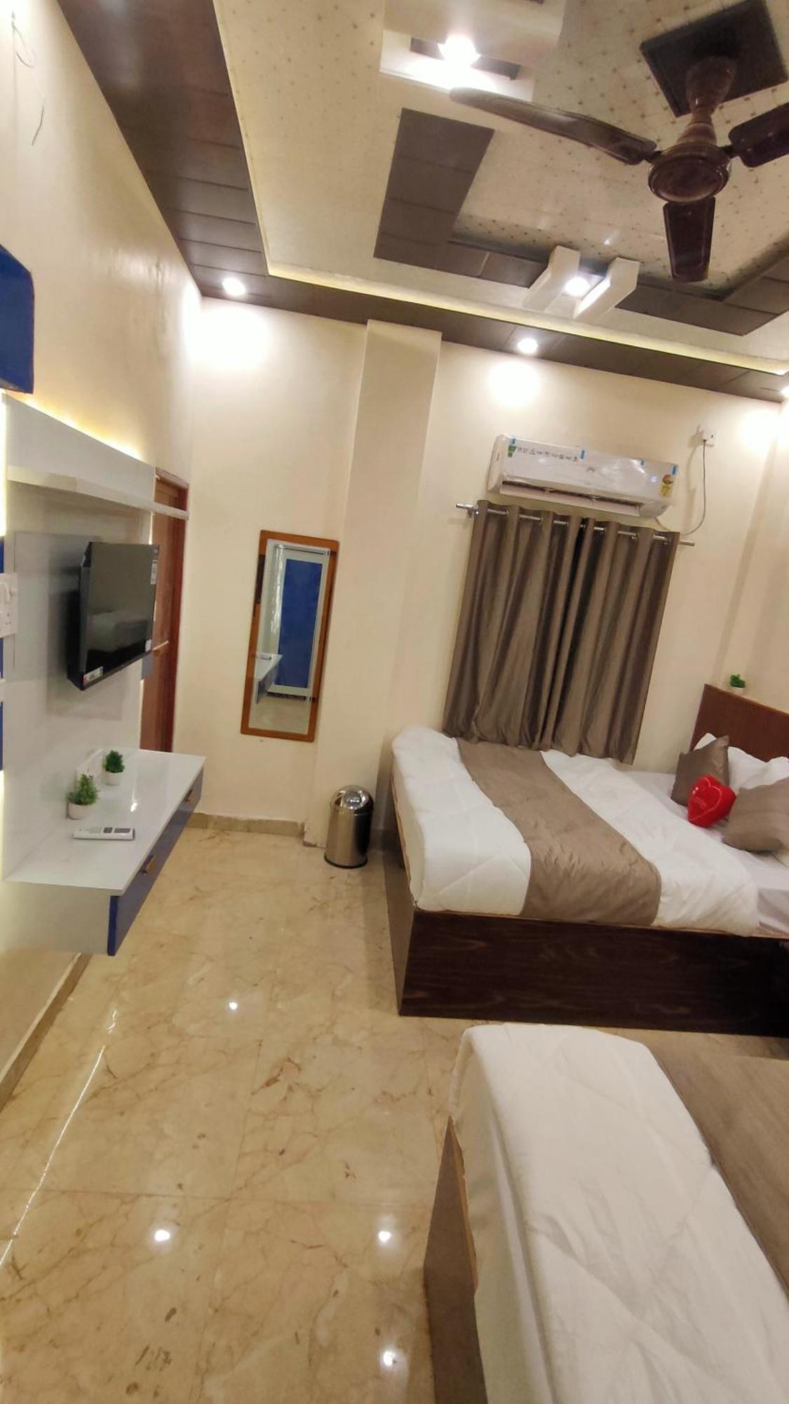 Sri Krishna Residency Hotel Varanasi Eksteriør billede