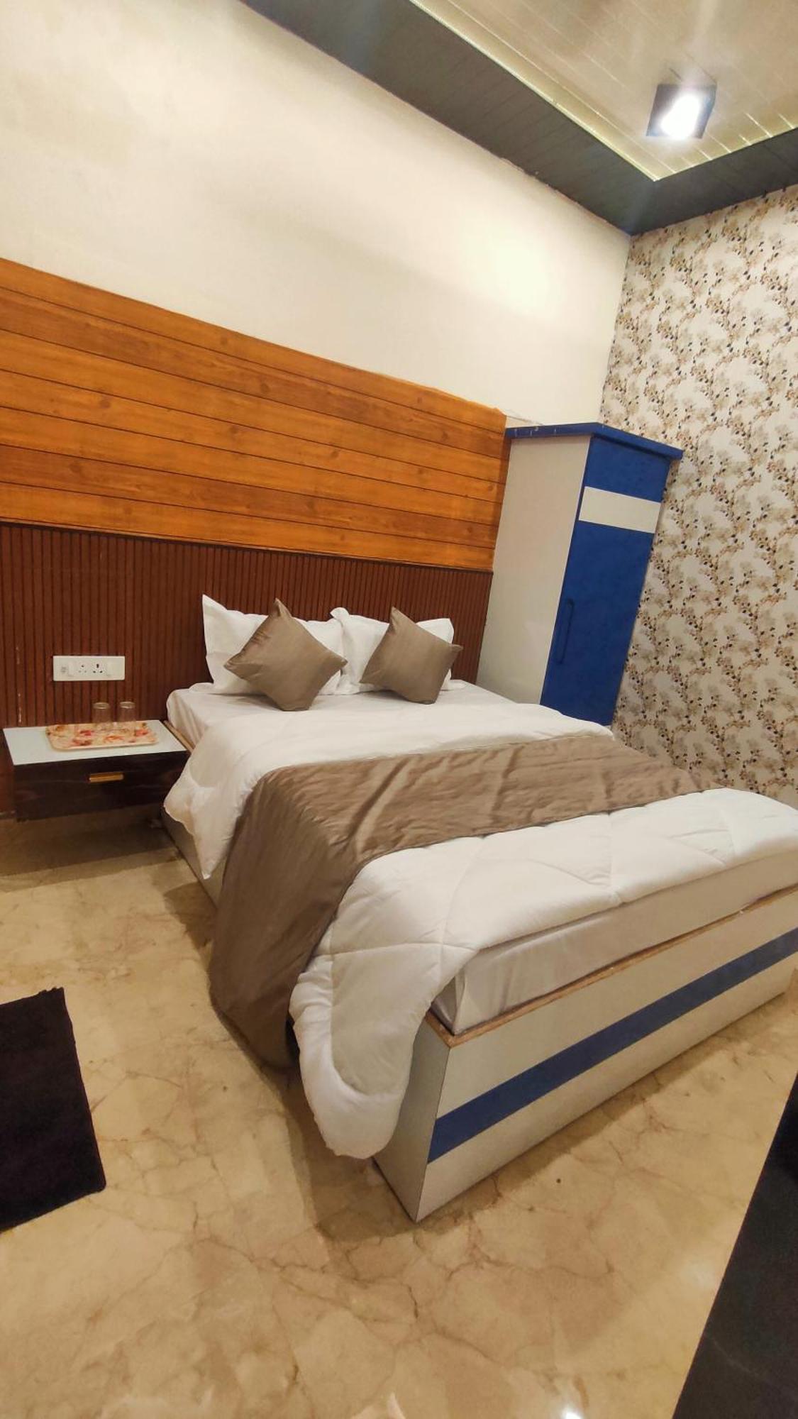 Sri Krishna Residency Hotel Varanasi Eksteriør billede
