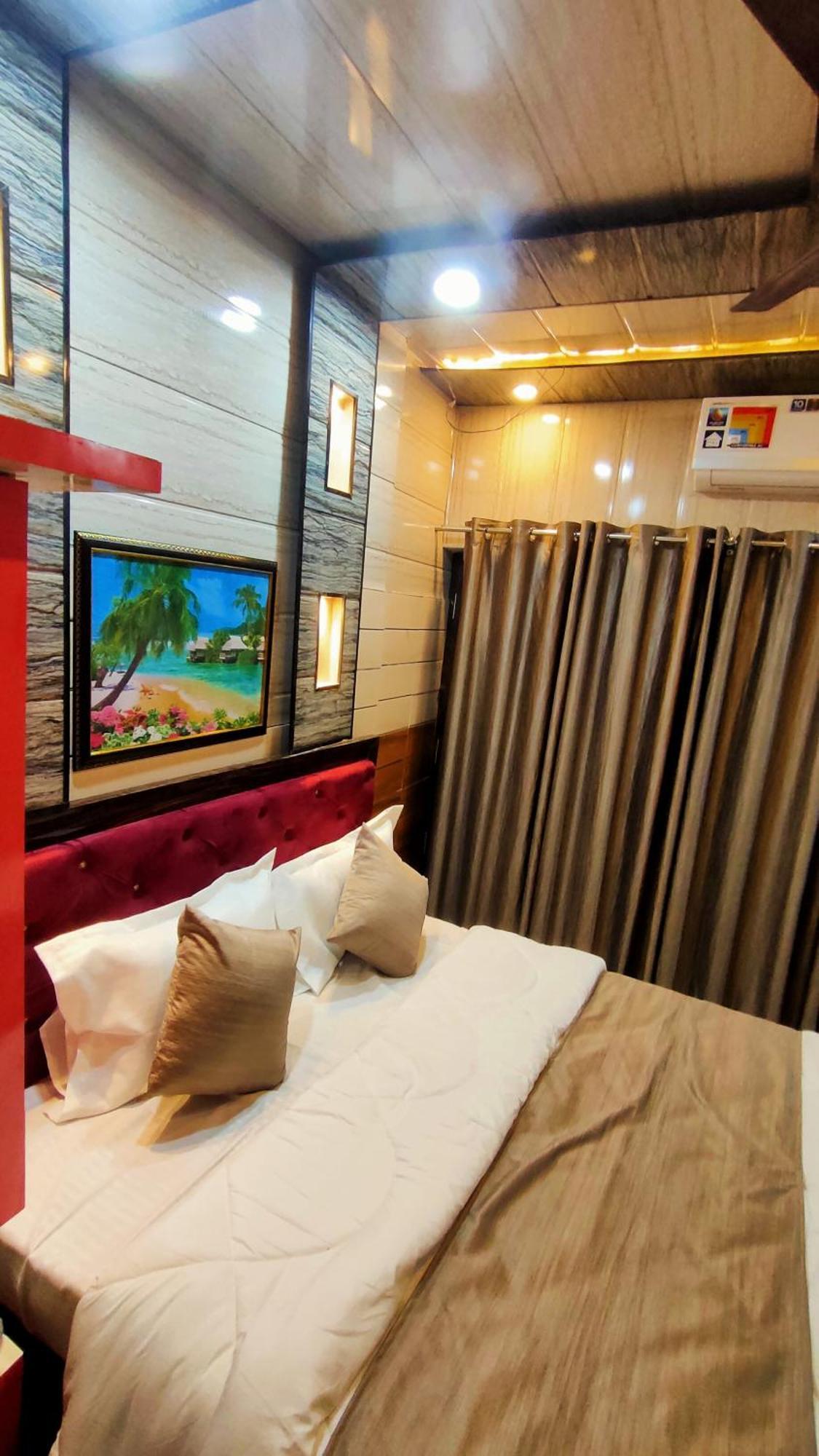 Sri Krishna Residency Hotel Varanasi Eksteriør billede